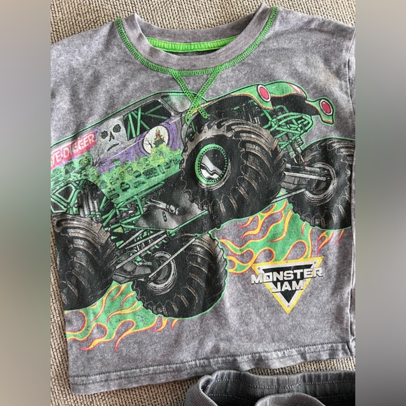 Monster Jam Matching Set - Picture 2 of 4